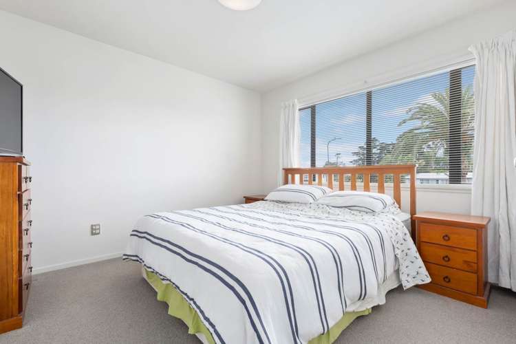 42/2 Armoy Drive East Tamaki_9