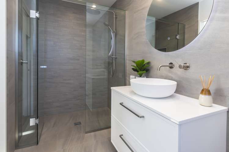 42 Walter Case Drive Harewood_17