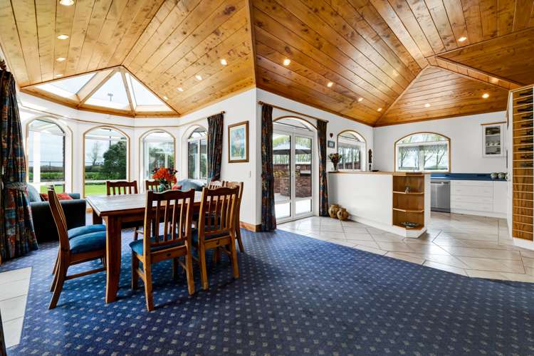 211 Tawhiti Road Hawera_8