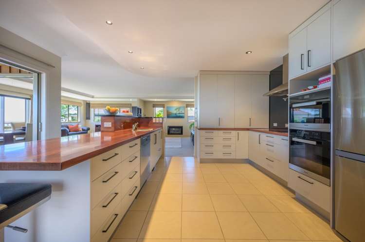 278 Princes Drive Britannia Heights_4