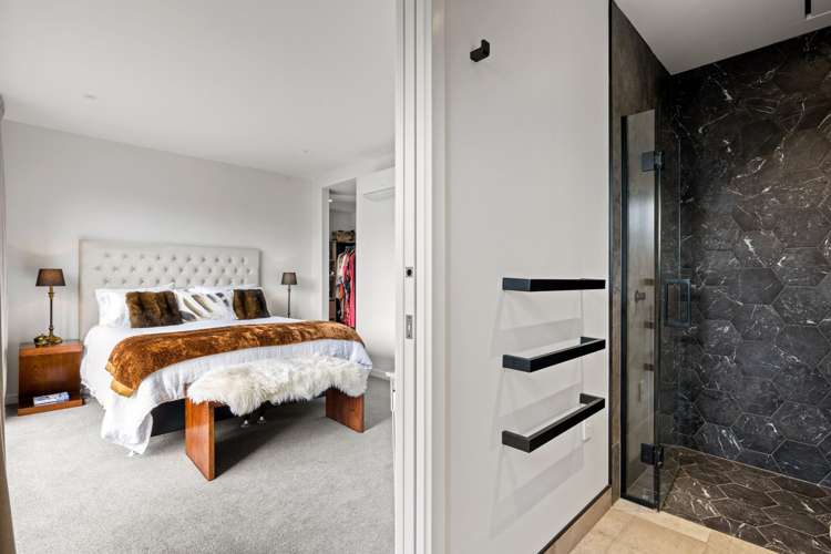 15 Lakewood Lane Cambridge_21