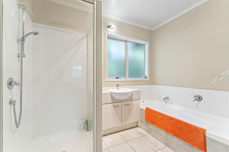 2 Totara Views Drive Red Beach_11