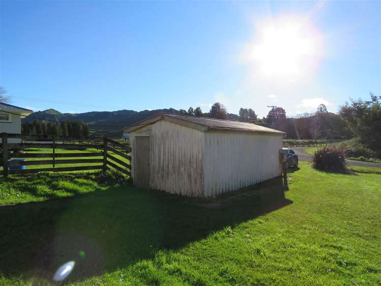 23 Kahu Street Ohura_12