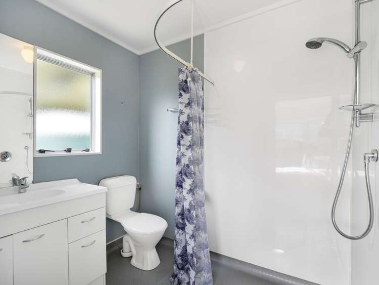 50 Park Avenue Waitarere Levin_11