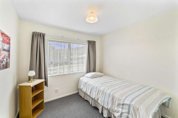 23 Washbourn Drive Richmond_15