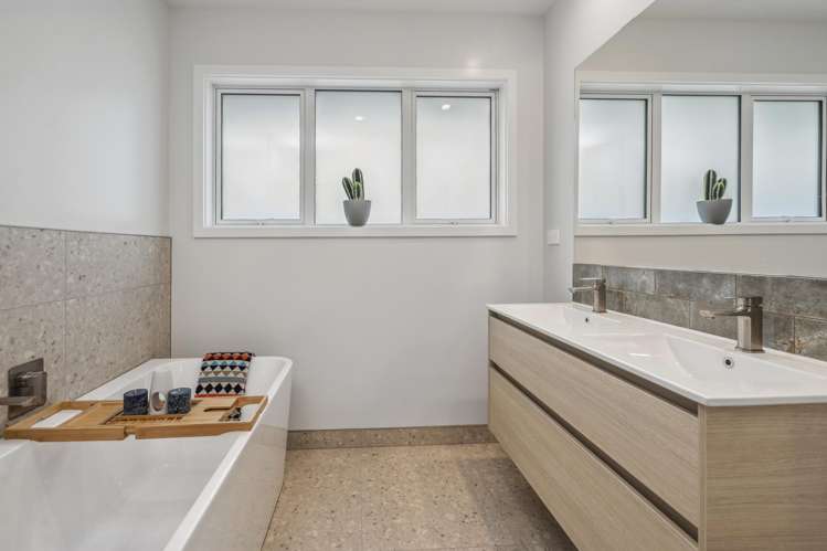 32 Makomako Crescent Wharewaka_23