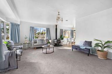 100 Alcoba Street_2