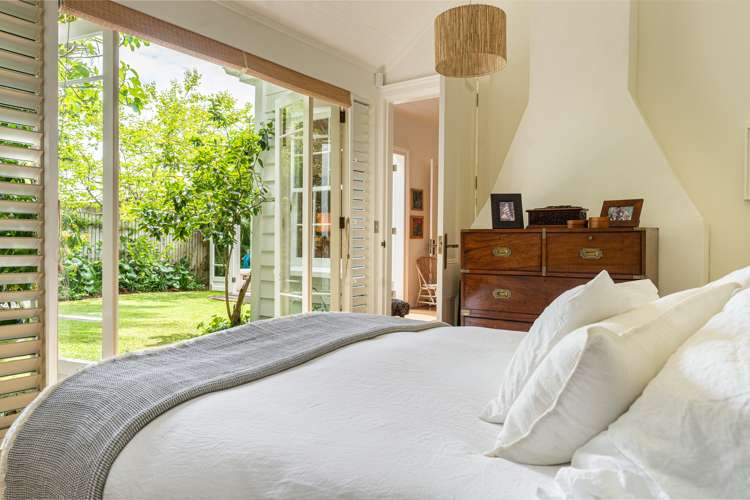 51 Church Street Devonport_15