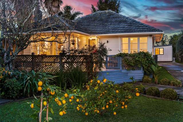 Big Garden. Bonus Cabins. Quiet Street.