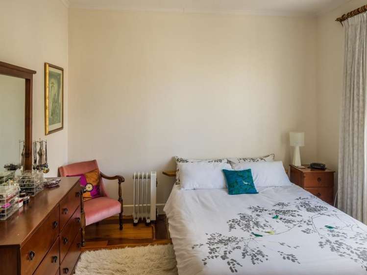 4 Seddon Terrace Newtown_13