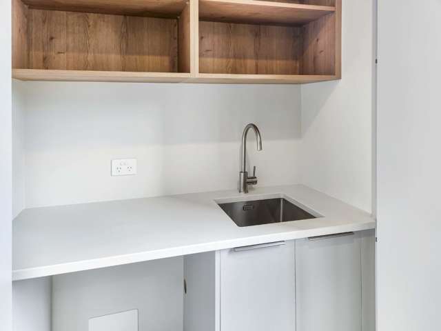 6/7 Wainuiomata Road 10629_3