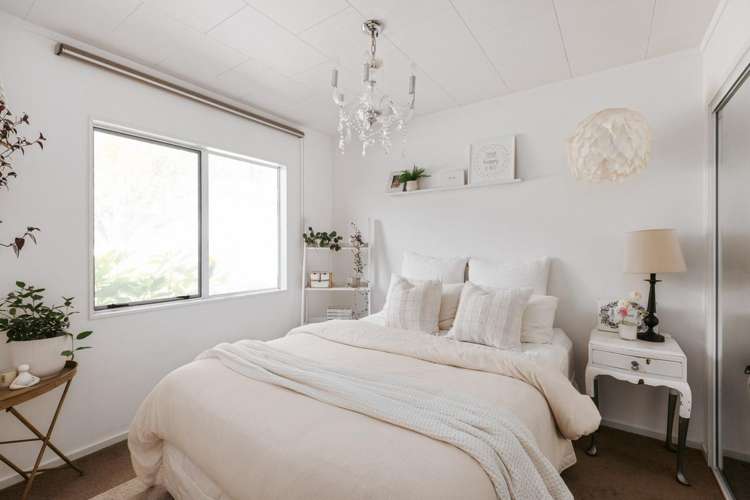 34 Pengary Lane Pyes Pa_18