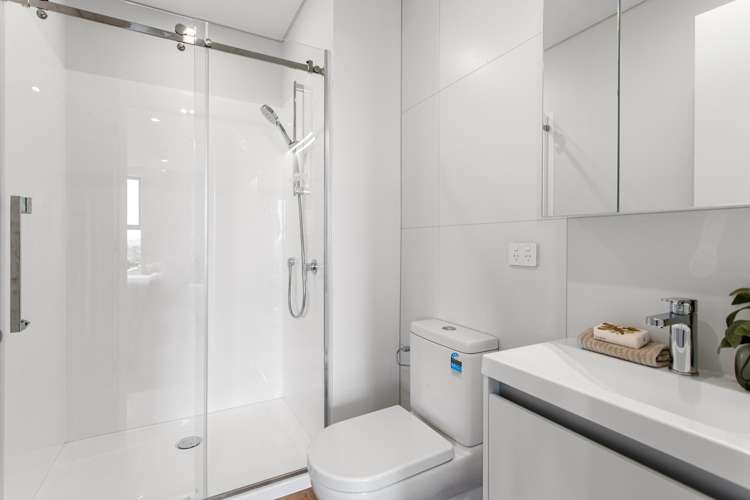 6 Rauroa Lane Hobsonville_10