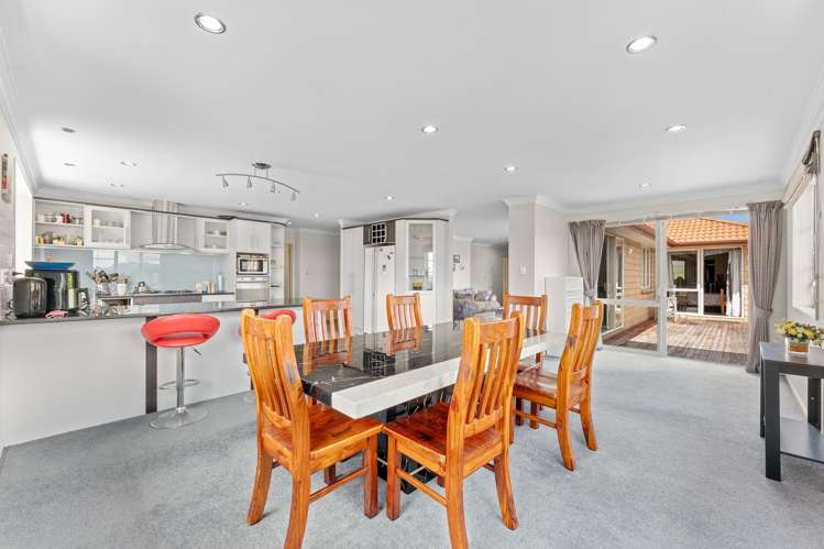 29 Leafield Crescent Henderson_6