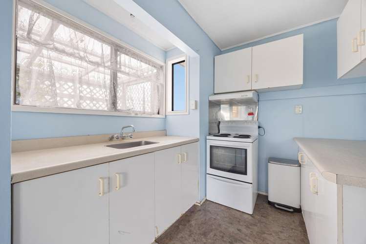 129 Boundary Road Clover Park_10