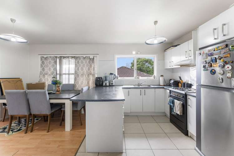 21 Tawa Crescent Manurewa_7