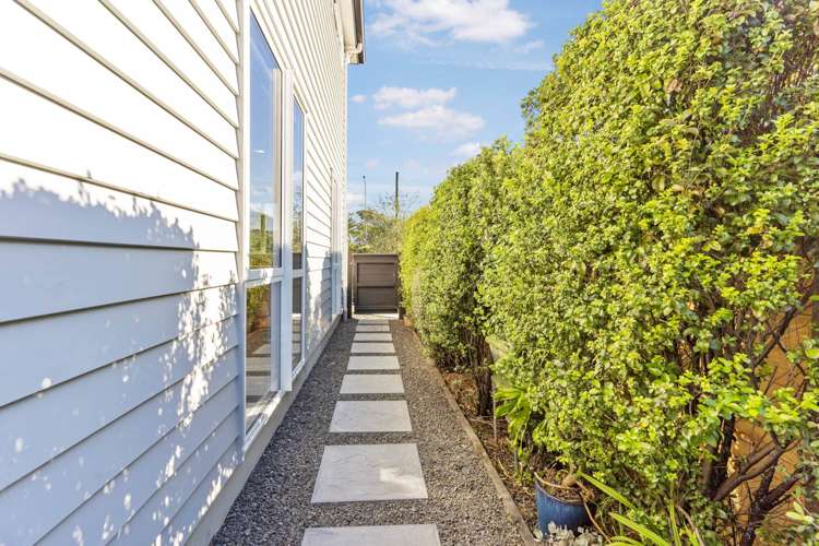 16a Gloria Avenue Te Atatu Peninsula_21