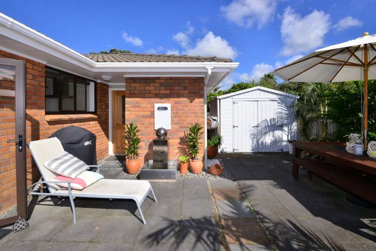 18 Doment Crescent Orewa_13