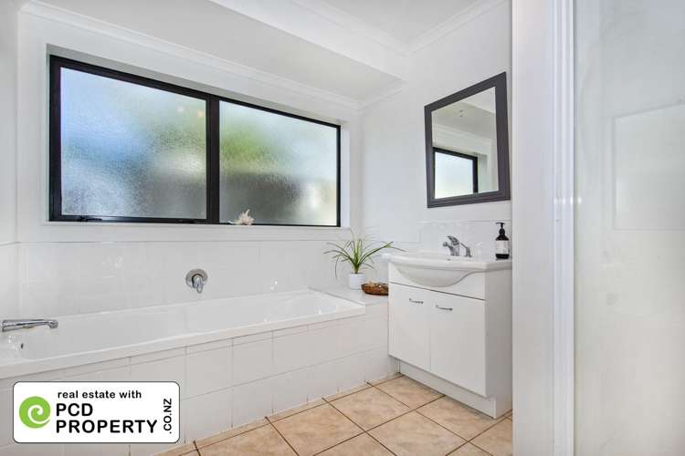 84 Valley View Road Otaika_17