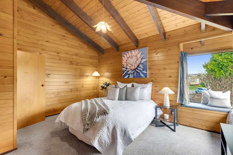 6 Emma Place Pukete_16