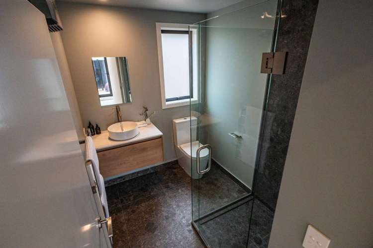 191 Burdon Loop Lake Hawea_8