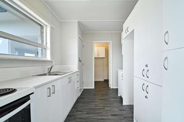 52 Folkestone Drive Flaxmere_2