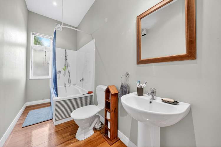 8 College Street Masterton_26