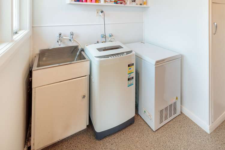 9 Aberfeldy Street Lookout Point_7