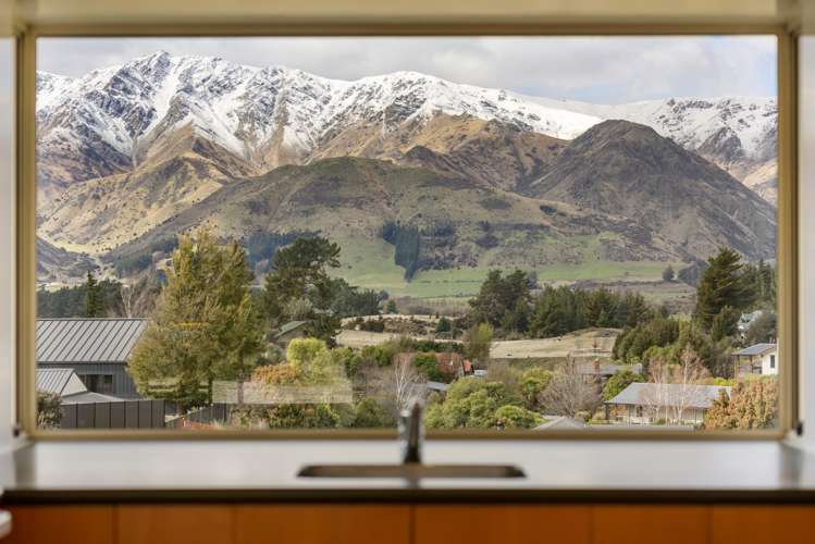 195 Lakeview Terrace Lake Hawea_19