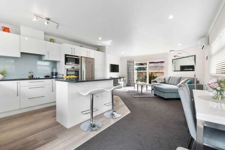 7 Annalise Place Orewa_11