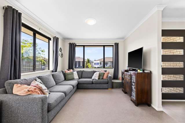 21 Drake Crescent Awatoto_4