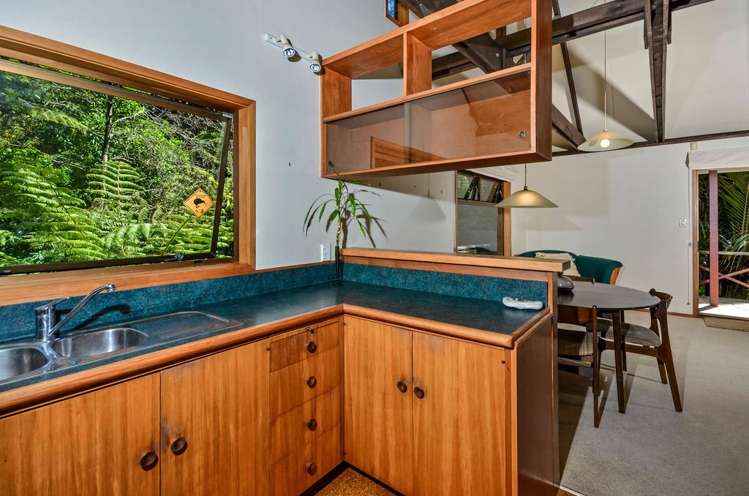 138 Konini Road Titirangi_13