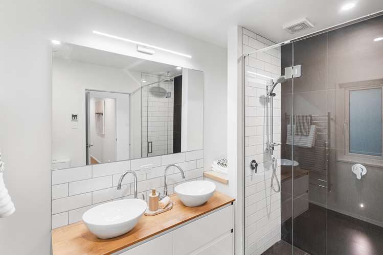 129 Sumnervale Drive Sumner_14