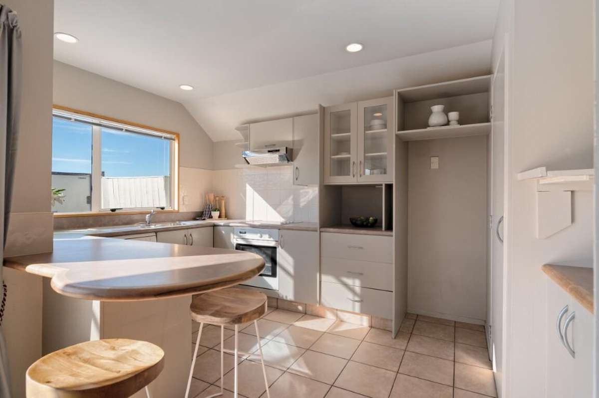 35B Churchill Road_3
