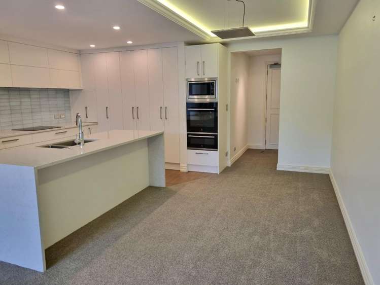 GB/8 Sidmouth Street 1616_4