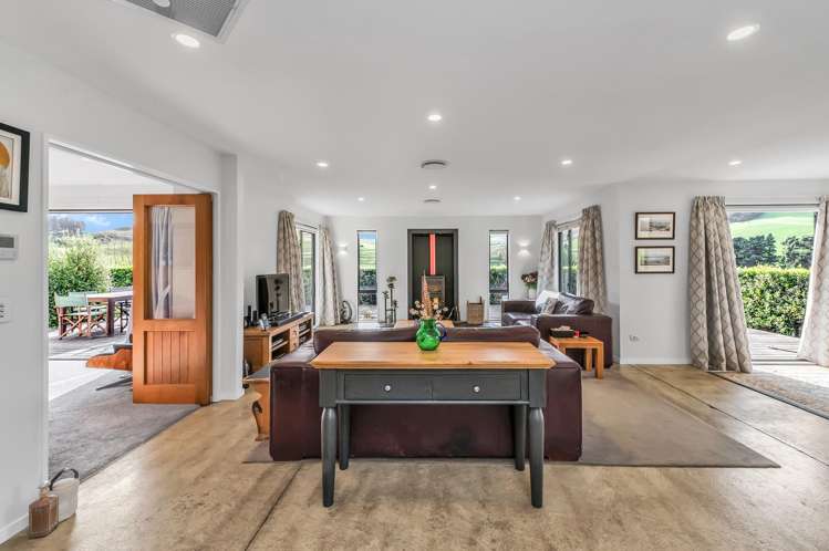 2/242 Ahuriri Road Tai Tapu_13