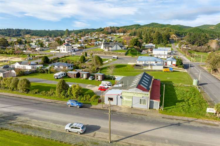 20 Water Street Kaitangata_51