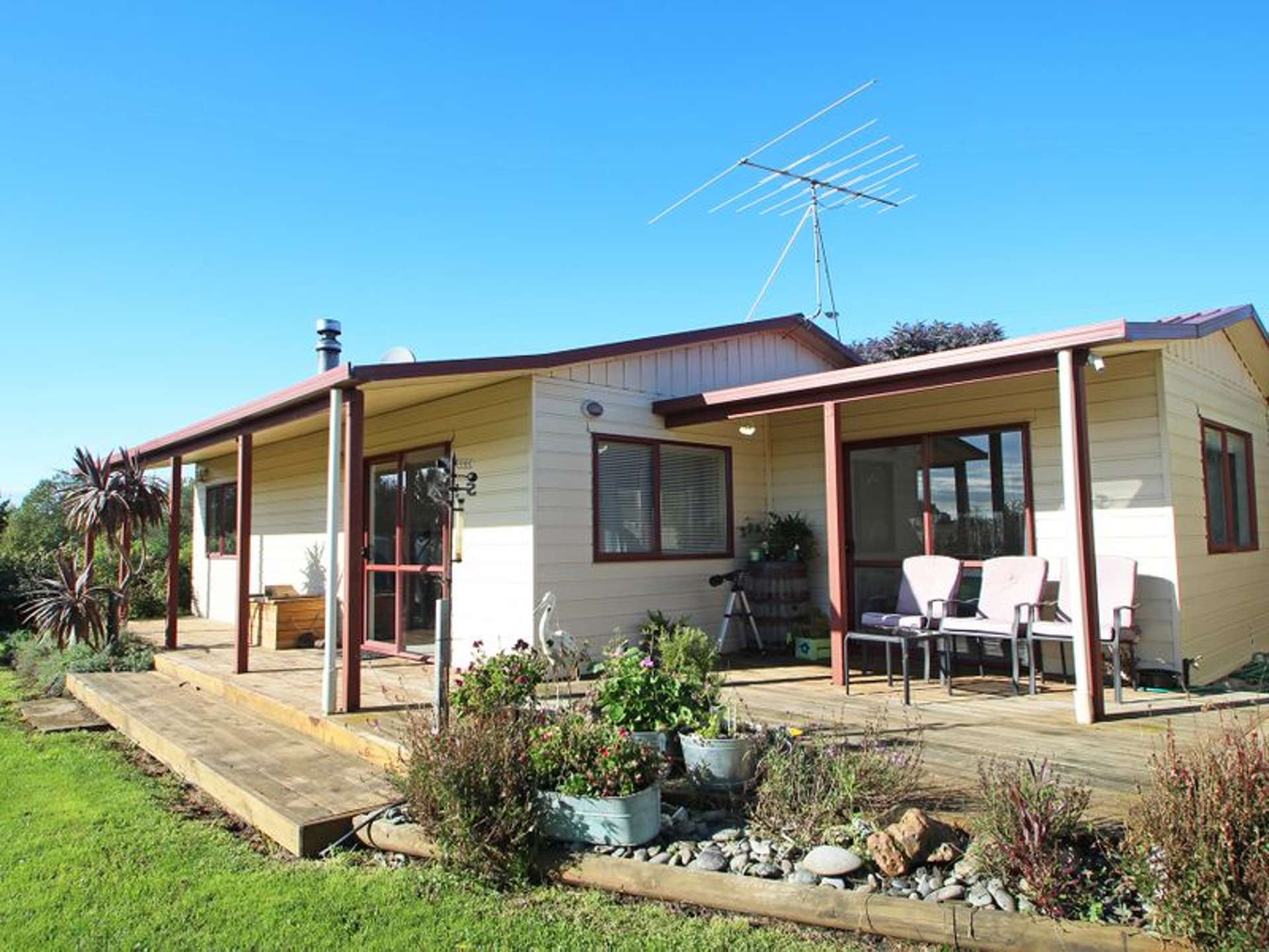 45 Charles Street | Weston | Waitaki | Houses for Sale - One Roof