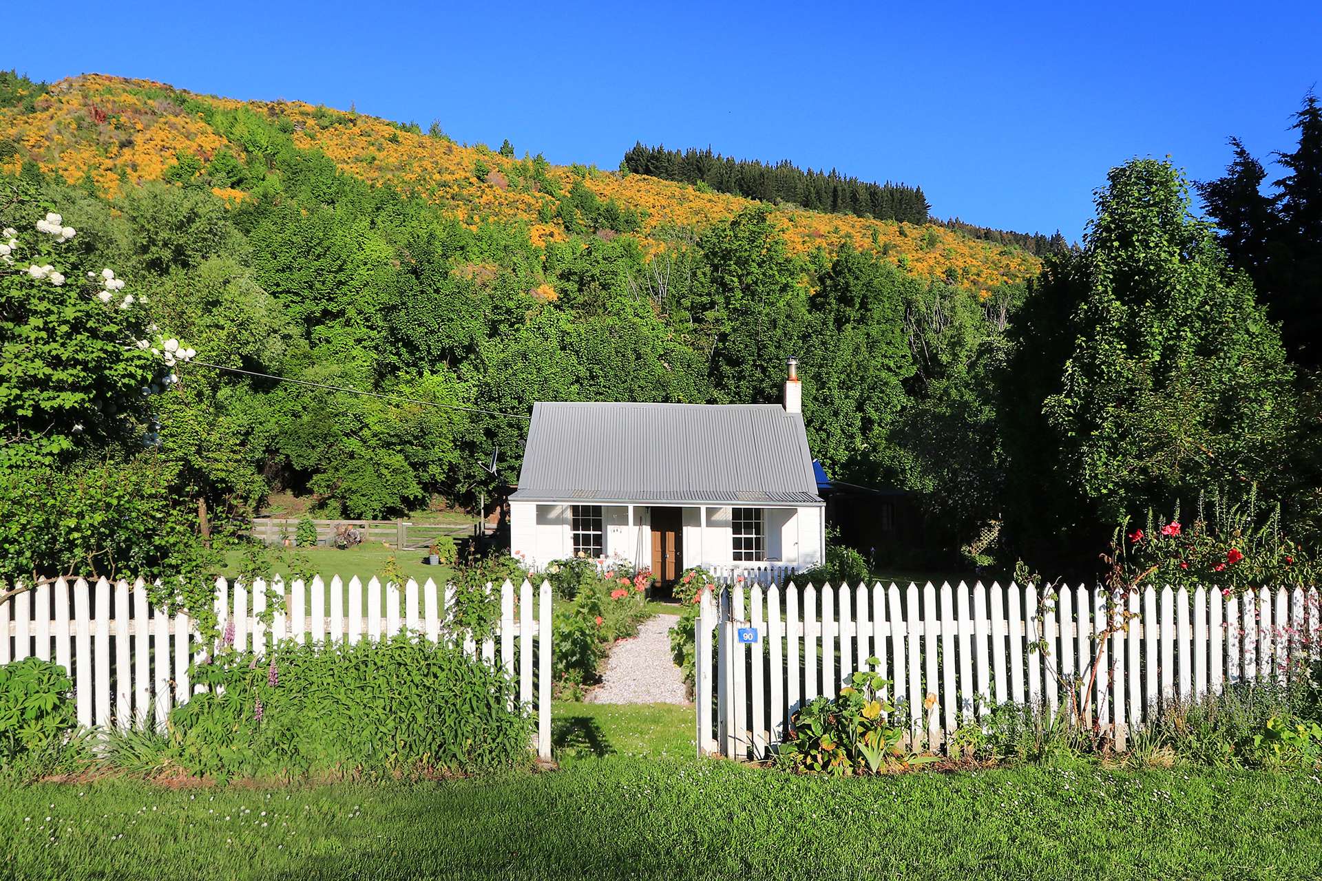 90 Whitechapel Road Arrow Junction_0