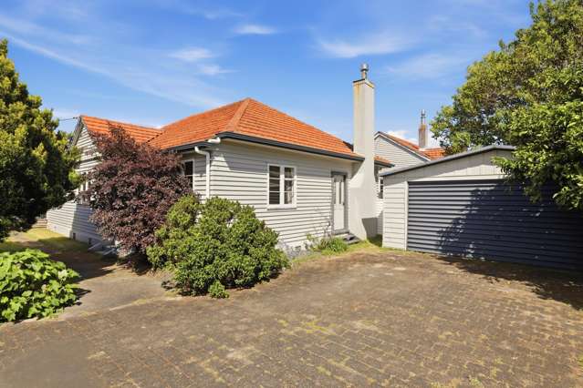 Character Bungalow on 822sqm section