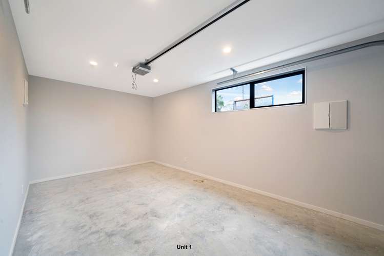 2/30 Woodford Road Henderson_14