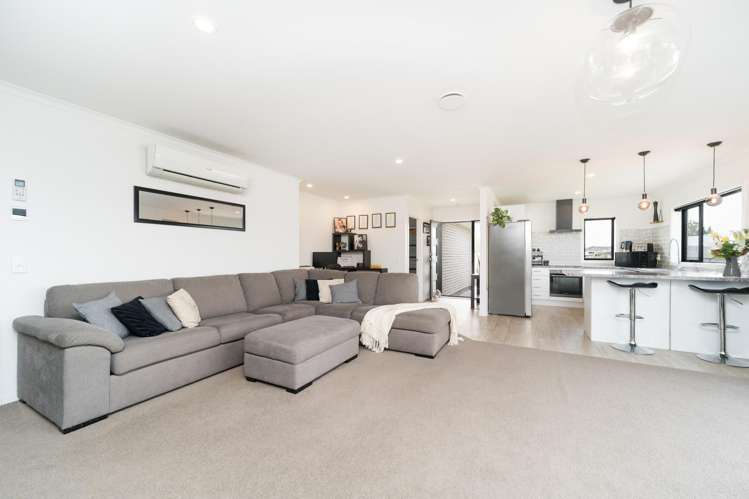 6 Wescombe Grove Feilding_3