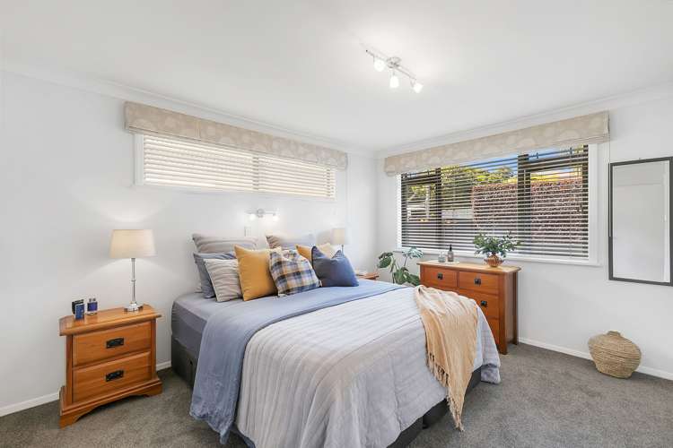 12 Dowling Grove Silverstream_11