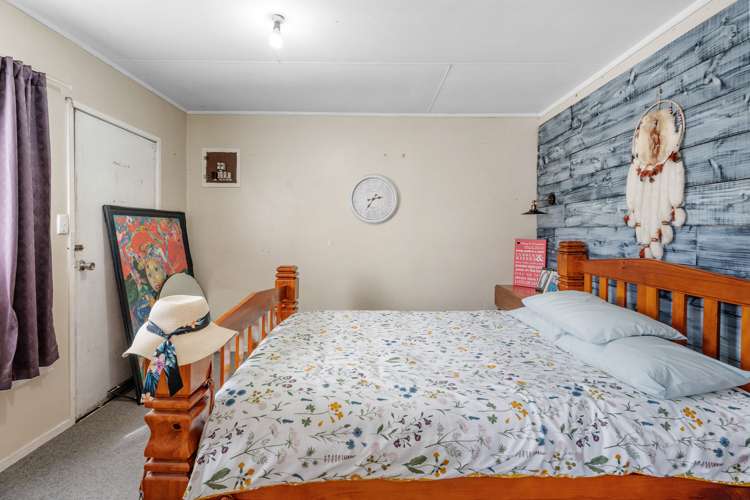 911 River Road Broadlands_15