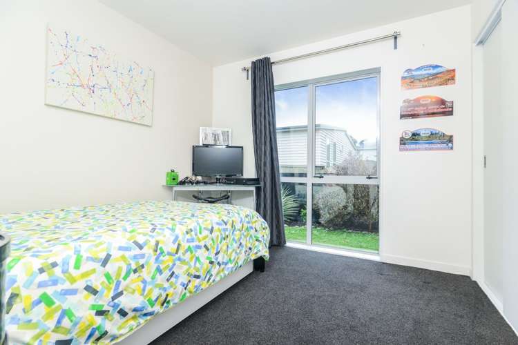 8a Saffron Street Birkdale_12