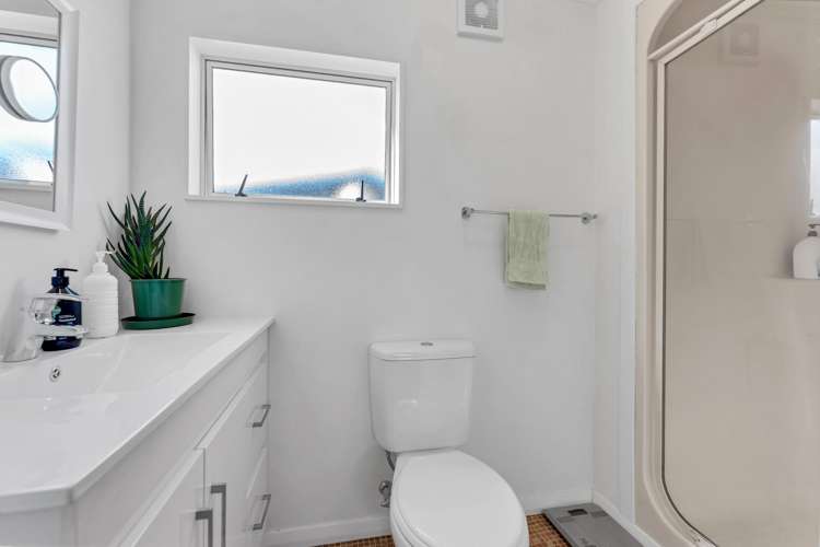 42a Forest Hill Road Henderson_22