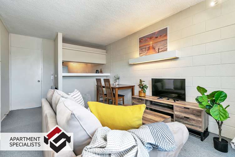 1/9a Esplanade Road Mount Eden_5