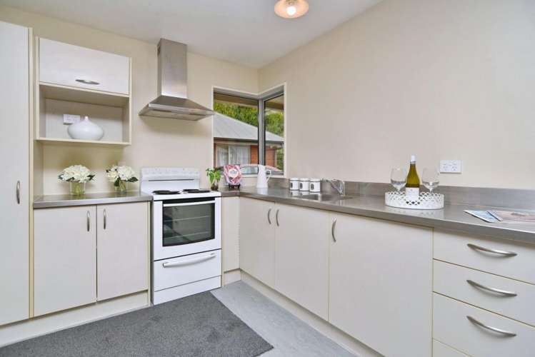 18D Defoe Place Waltham_12