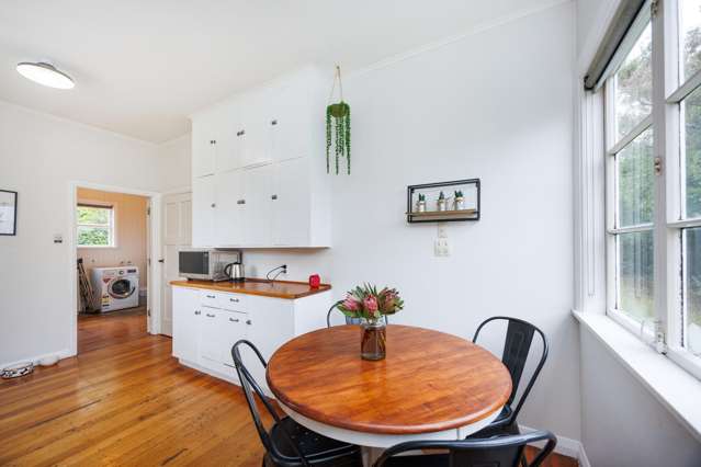 70 Savage Crescent West End_4