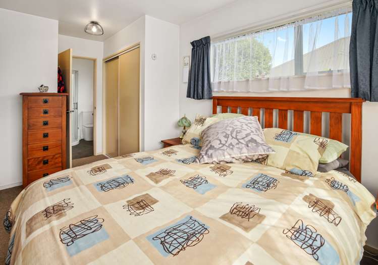 68 Kingsford Drive Stoke_20